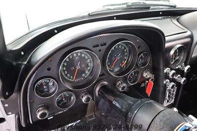 1967 Chevrolet Corvette   - Photo 14 - Springfield, OH 45503