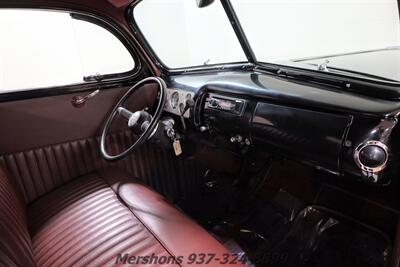 1940 Ford Deluxe   - Photo 11 - Springfield, OH 45503