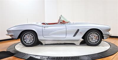 1962 Chevrolet Corvette   - Photo 8 - Springfield, OH 45503