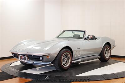 1969 Chevrolet Corvette   - Photo 1 - Springfield, OH 45503