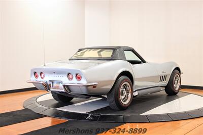 1969 Chevrolet Corvette   - Photo 17 - Springfield, OH 45503
