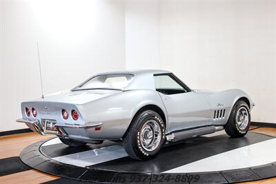 1969 Chevrolet Corvette   - Photo 6 - Springfield, OH 45503