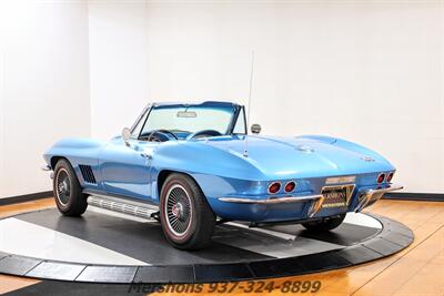 1967 Chevrolet Corvette   - Photo 5 - Springfield, OH 45503