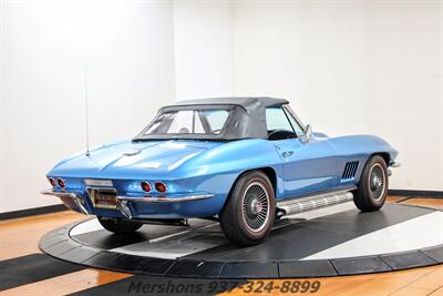 1967 Chevrolet Corvette   - Photo 17 - Springfield, OH 45503