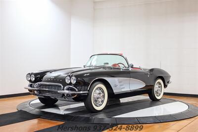 1961 Chevrolet Corvette   - Photo 1 - Springfield, OH 45503