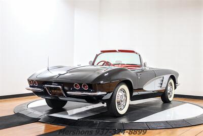 1961 Chevrolet Corvette   - Photo 7 - Springfield, OH 45503