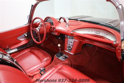 1961 Chevrolet Corvette   - Photo 14 - Springfield, OH 45503