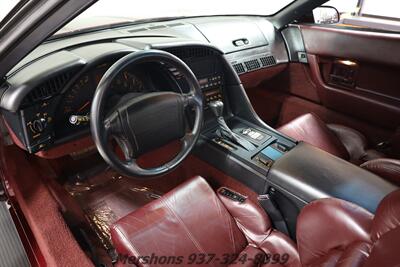 1993 Chevrolet Corvette 40th Anniversary Edition   - Photo 2 - Springfield, OH 45503