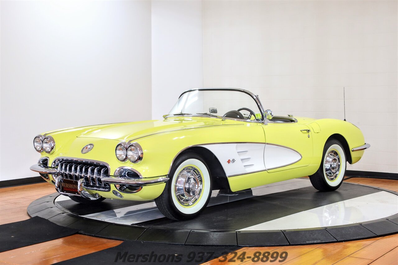 1960 Chevrolet Corvette   - Photo 12 - Springfield, OH 45503