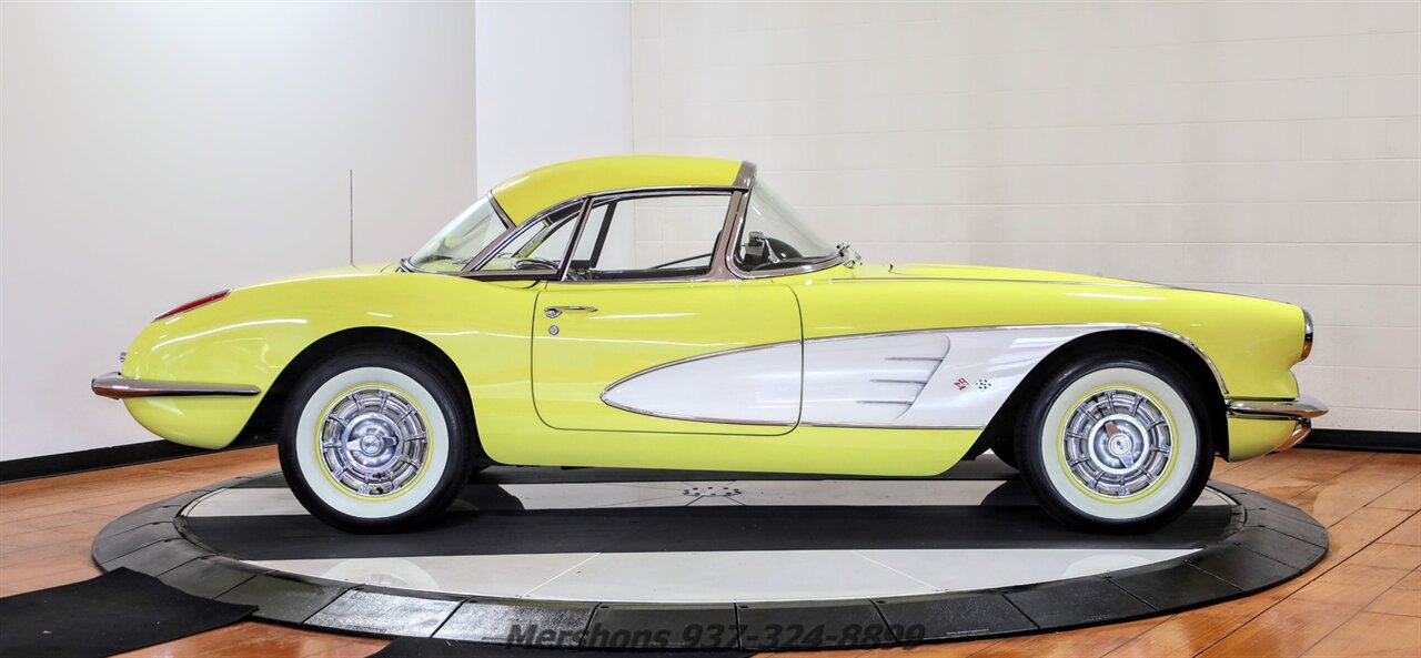 1960 Chevrolet Corvette   - Photo 8 - Springfield, OH 45503