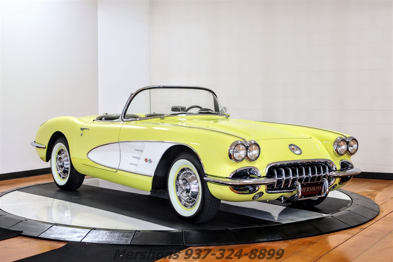 1960 Chevrolet Corvette   - Photo 13 - Springfield, OH 45503