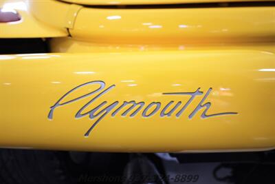 1999 Plymouth Prowler   - Photo 17 - Springfield, OH 45503