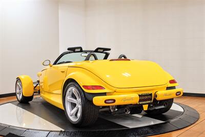 1999 Plymouth Prowler   - Photo 6 - Springfield, OH 45503