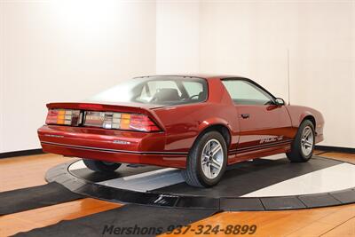 1987 Chevrolet Camaro IROC-Z   - Photo 9 - Springfield, OH 45503