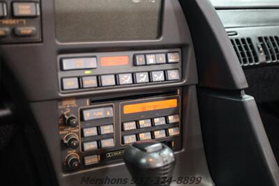 1991 Chevrolet Corvette   - Photo 17 - Springfield, OH 45503