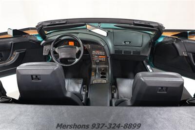 1991 Chevrolet Corvette   - Photo 2 - Springfield, OH 45503