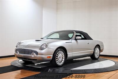 2004 Ford Thunderbird Deluxe   - Photo 15 - Springfield, OH 45503