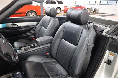 2004 Ford Thunderbird Deluxe   - Photo 22 - Springfield, OH 45503