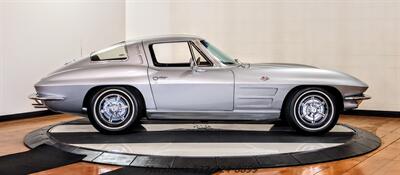 1963 Chevrolet Corvette   - Photo 8 - Springfield, OH 45503