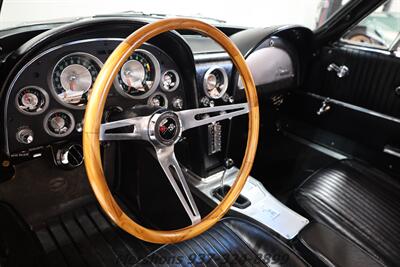 1963 Chevrolet Corvette   - Photo 15 - Springfield, OH 45503