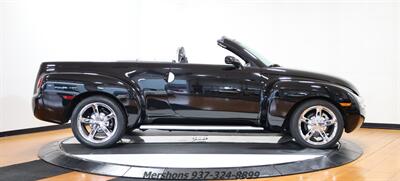 2003 Chevrolet SSR LS   - Photo 7 - Springfield, OH 45503