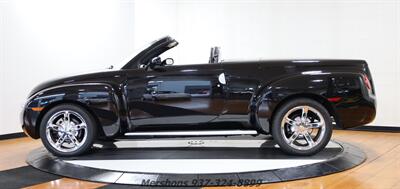 2003 Chevrolet SSR LS   - Photo 6 - Springfield, OH 45503