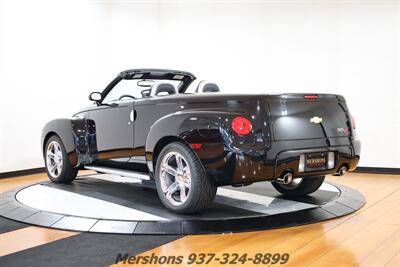 2003 Chevrolet SSR LS   - Photo 5 - Springfield, OH 45503