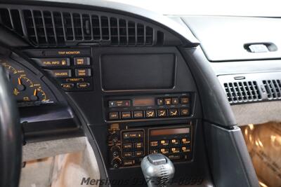 1992 Chevrolet Corvette   - Photo 19 - Springfield, OH 45503