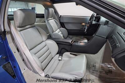 1992 Chevrolet Corvette   - Photo 11 - Springfield, OH 45503