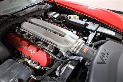 2006 Dodge Viper SRT-10   - Photo 23 - Springfield, OH 45503