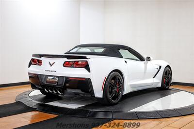 2016 Chevrolet Corvette Stingray   - Photo 11 - Springfield, OH 45503