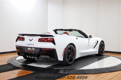 2016 Chevrolet Corvette Stingray   - Photo 9 - Springfield, OH 45503