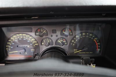 1991 Chevrolet Camaro Z28   - Photo 22 - Springfield, OH 45503