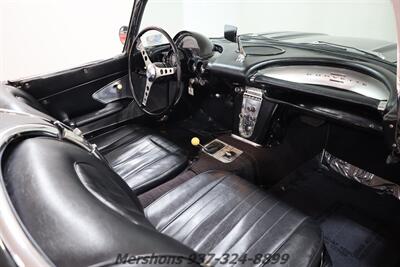 1960 Chevrolet Corvette   - Photo 14 - Springfield, OH 45503