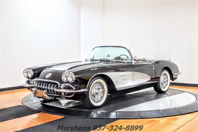 1960 Chevrolet Corvette   - Photo 1 - Springfield, OH 45503