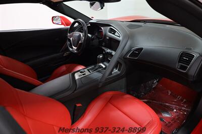 2017 Chevrolet Corvette Stingray   - Photo 11 - Springfield, OH 45503