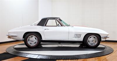 1967 Chevrolet Corvette   - Photo 14 - Springfield, OH 45503