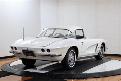 1962 Chevrolet Corvette   - Photo 13 - Springfield, OH 45503