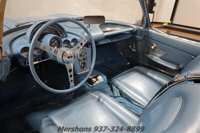 1960 Chevrolet Corvette   - Photo 21 - Springfield, OH 45503