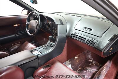 1993 Chevrolet Corvette   - Photo 12 - Springfield, OH 45503