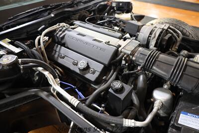 1993 Chevrolet Corvette   - Photo 19 - Springfield, OH 45503