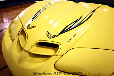 2002 Pontiac Firebird Trans Am  Collectors Edition - Photo 12 - Springfield, OH 45503