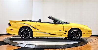 2002 Pontiac Firebird Trans Am  Collectors Edition - Photo 8 - Springfield, OH 45503