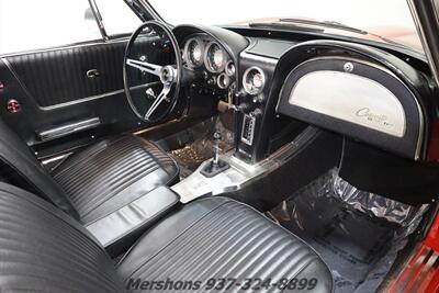 1963 Chevrolet Corvette   - Photo 13 - Springfield, OH 45503