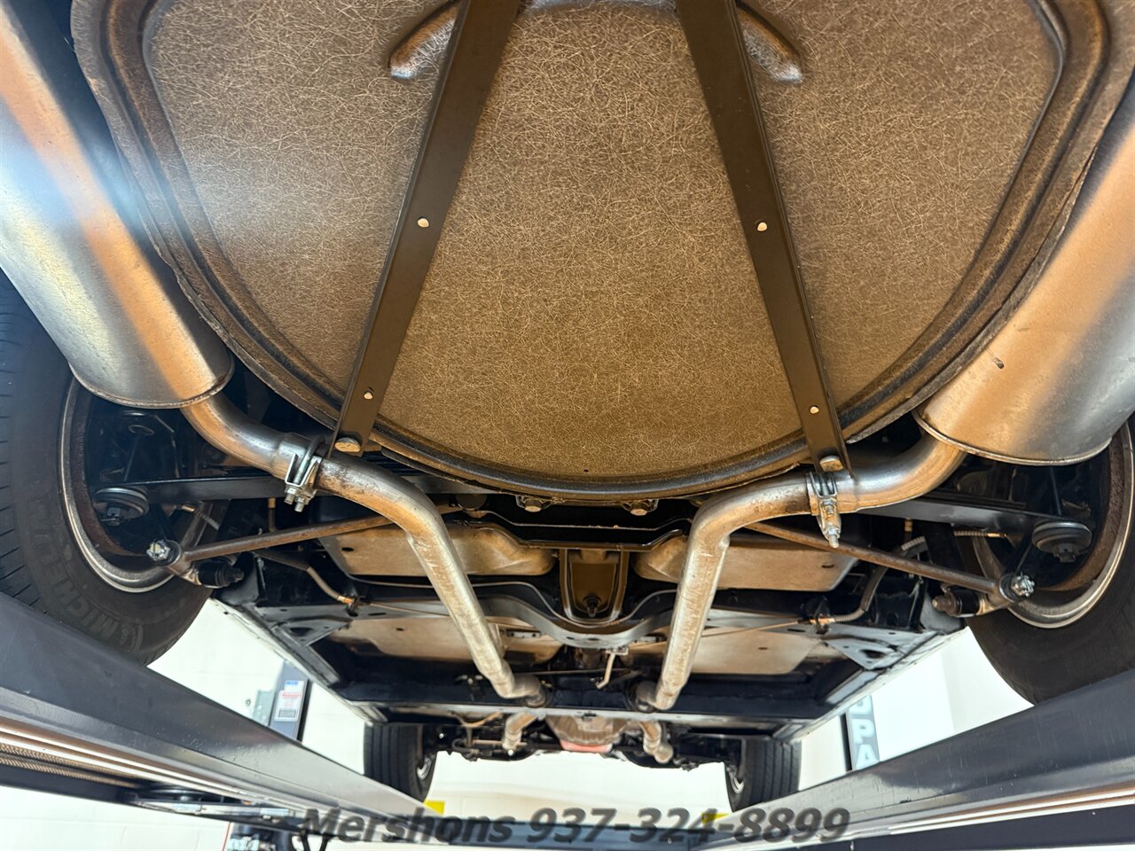 1964 Chevrolet Corvette   - Photo 24 - Springfield, OH 45503