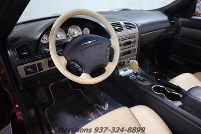2004 Ford Thunderbird Deluxe   - Photo 17 - Springfield, OH 45503