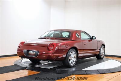 2004 Ford Thunderbird Deluxe   - Photo 13 - Springfield, OH 45503
