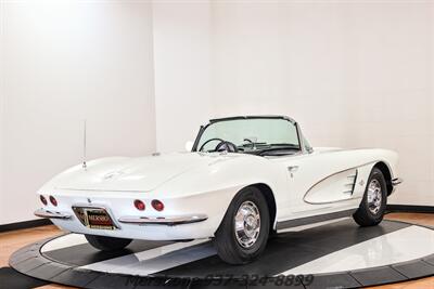 1961 Chevrolet Corvette   - Photo 9 - Springfield, OH 45503