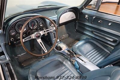 1967 Chevrolet Corvette   - Photo 2 - Springfield, OH 45503