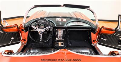 1962 Chevrolet Corvette   - Photo 2 - Springfield, OH 45503